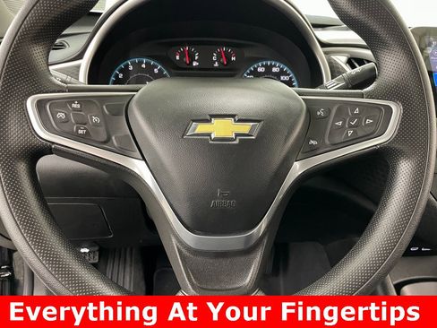 Used 2022 Chevrolet Malibu LS image 3