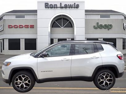New 2026 Jeep Compass Limited w/ Sun, Sound & Navigation Group