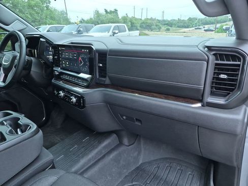 Used 2024 GMC Sierra 1500 Elevation RWD image 37