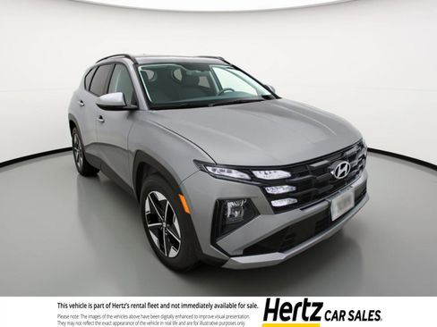 Used 2025 Hyundai Tucson SEL FWD image 1