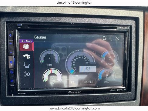Used 2011 Ford F350 Lariat w/ Lariat Interior Pkg AWD/4WD image 16