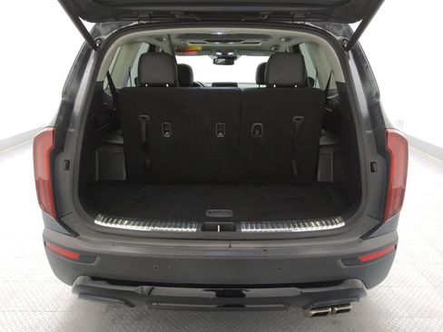 Used 2021 Kia Telluride SX w/ Nightfall Edition Package AWD/4WD image 29