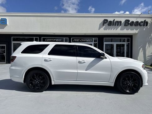 Used 2019 Dodge Durango R/T w/ Blacktop Package AWD/4WD image 23