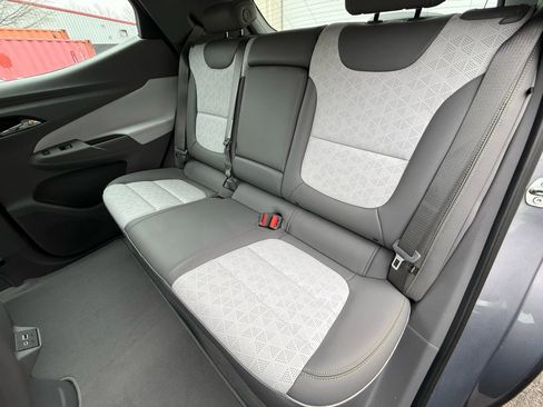 Used 2023 Chevrolet Bolt EUV Premier w/ Sun & Sound Package image 15