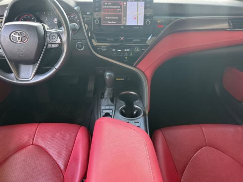 Used 2022 Toyota Camry XSE w/ Navigation Package FWD image 4