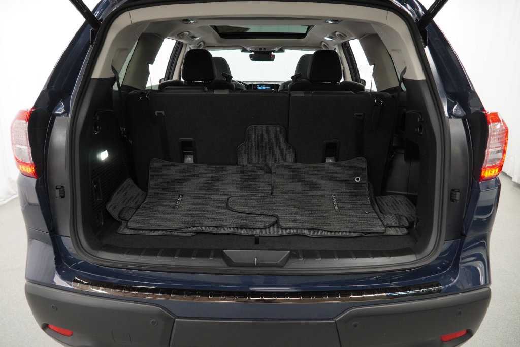 Used 2025 Subaru Ascent Onyx Edition AWD/4WD image 46