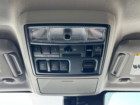 Used 2021 Toyota 4Runner Limited image 44