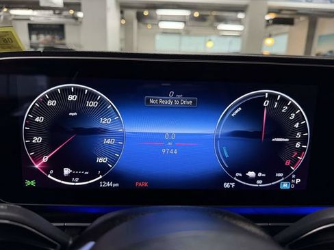 Used 2024 Mercedes-Benz GLE 450e 4MATIC image 33