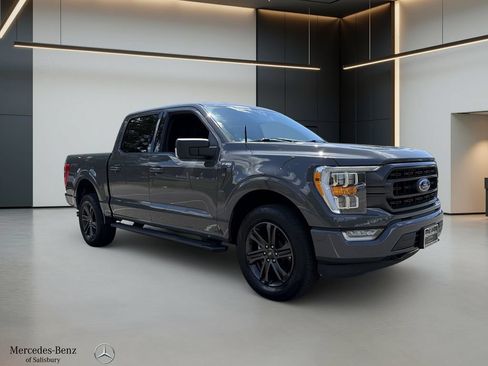 Used 2021 Ford F150 XLT w/ Equipment Group 302A High AWD/4WD image 3