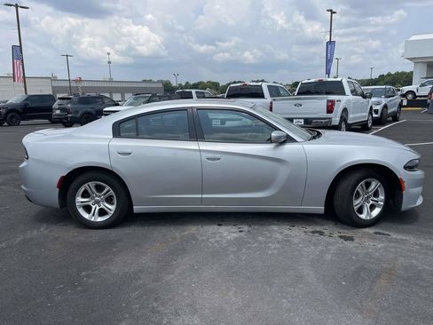 Used 2022 Dodge Charger SXT w/ Leather Interior Group RWD image 2