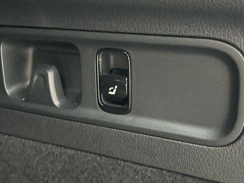 Certified 2025 Mercedes-Benz GLC 300 4MATIC image 12