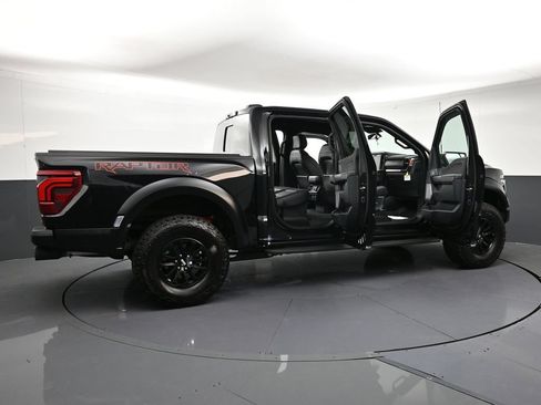 Used 2025 Ford F150 Raptor AWD/4WD image 31
