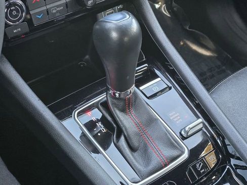 Used 2023 Jeep Compass Trailhawk image 17