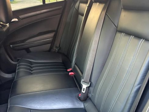 Used 2015 Chrysler 300 S AWD/4WD image 18