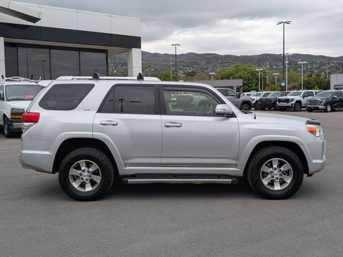 Used 2013 Toyota 4Runner SR5 w/ Convenience Pkg AWD/4WD image 6