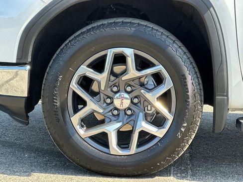 Used 2023 GMC Sierra 1500 SLT w/ SLT Premium Package AWD/4WD image 24