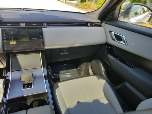 Used 2024 Land Rover Range Rover Velar Dynamic SE AWD/4WD image 19