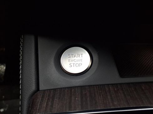 Used 2025 Audi Q5 2.0T Premium Plus w/ Premium Plus Package image 19