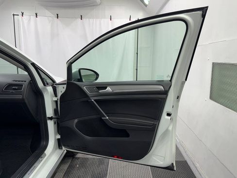Used 2019 Volkswagen Golf Alltrack S AWD/4WD image 28