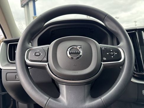 Certified 2024 Volvo XC60 B5 Core w/ Protection Package Premier image 19