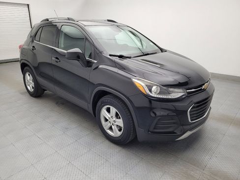 Used 2017 Chevrolet Trax LT FWD image 11