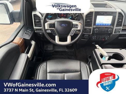 Used 2018 Ford F150 Lariat w/ Trailer Tow Package image 15