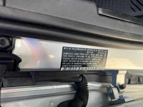 Used 2014 Volkswagen Beetle 2.5 image 25