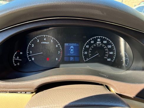 Used 2010 Hyundai Genesis 4.6 w/ Technology Pkg 5 image 18