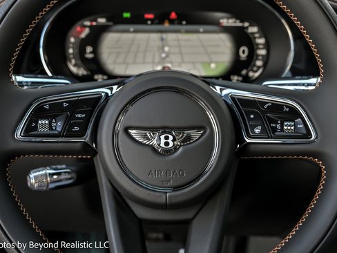 Used 2025 Bentley Continental GT image 33