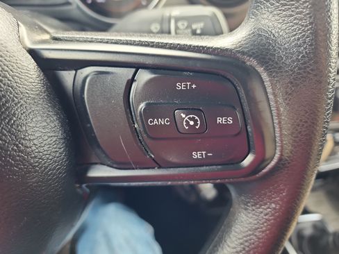 Used 2021 Jeep Wrangler Unlimited Sport image 22