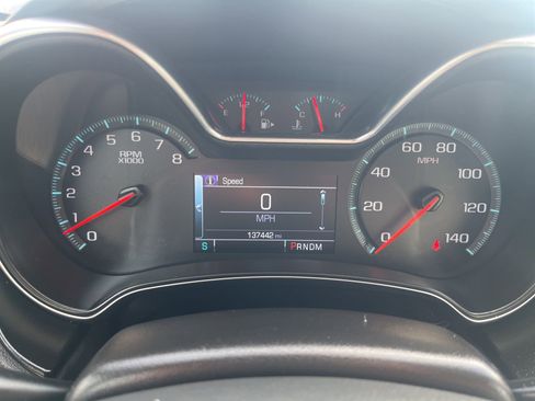 Used 2019 Chevrolet Impala LT w/ Sunroof and Spoiler Package image 27