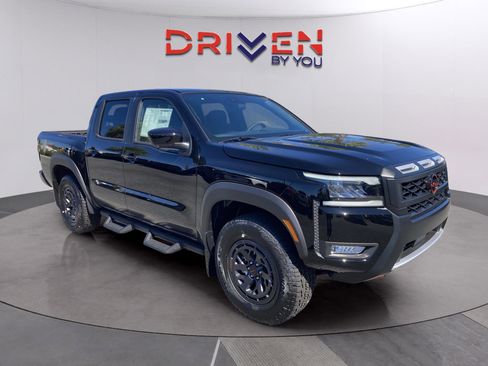 New 2026 Nissan Frontier PRO-4X w/ Pro-4x Convenience Package image 7