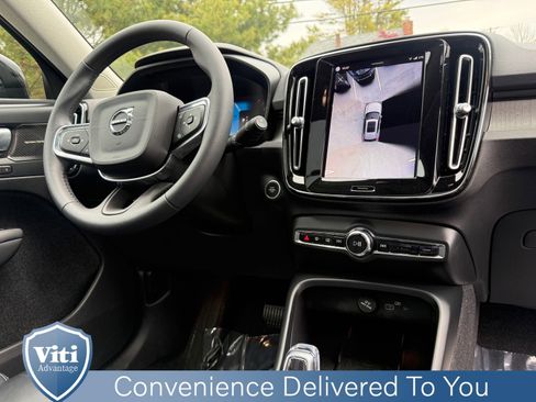 Certified 2024 Volvo XC40 B5 Plus w/ Protection Package Premier AWD/4WD image 32