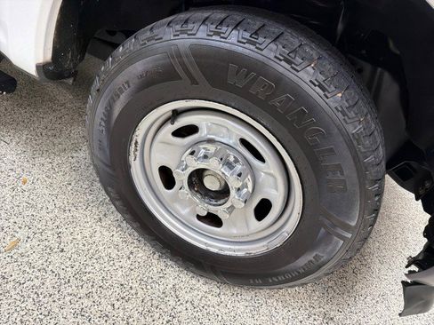 Used 2019 Ford F250 XL image 37