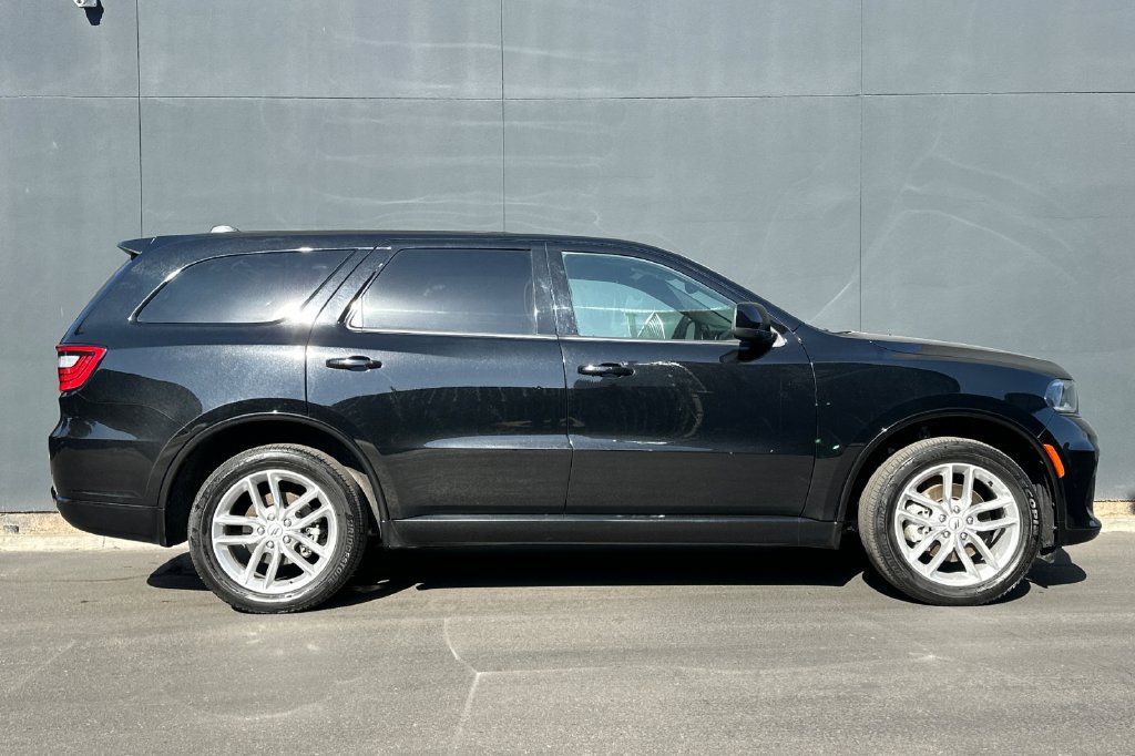 Used 2025 Dodge Durango GT AWD/4WD image 3