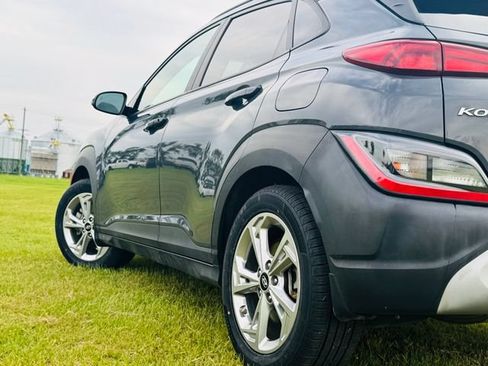 Used 2023 Hyundai Kona SEL w/ Cargo Package AWD/4WD image 4
