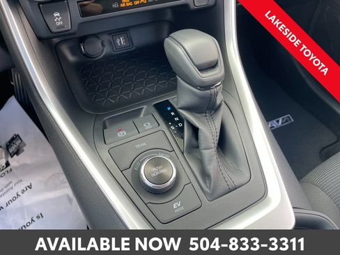 Certified 2025 Toyota RAV4 LE image 31