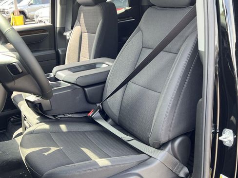 New 2025 GMC Sierra 1500 Elevation image 7