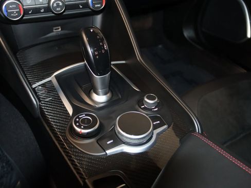 Used 2018 Alfa Romeo Giulia Quadrifoglio w/ Driver Assist Dynamic Package image 50