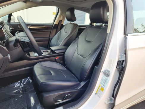 Used 2018 Ford Fusion Titanium AWD/4WD image 8