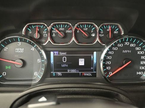 Used 2018 Chevrolet Tahoe LT w/ Luxury Package AWD/4WD image 43