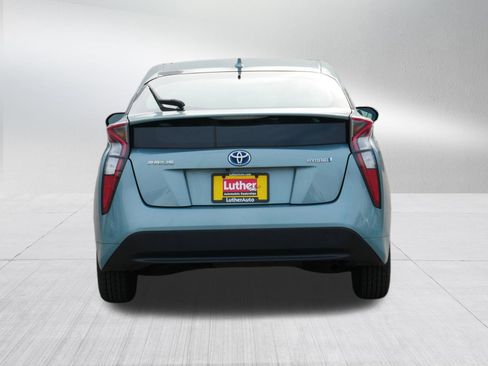 Used 2016 Toyota Prius Two image 6