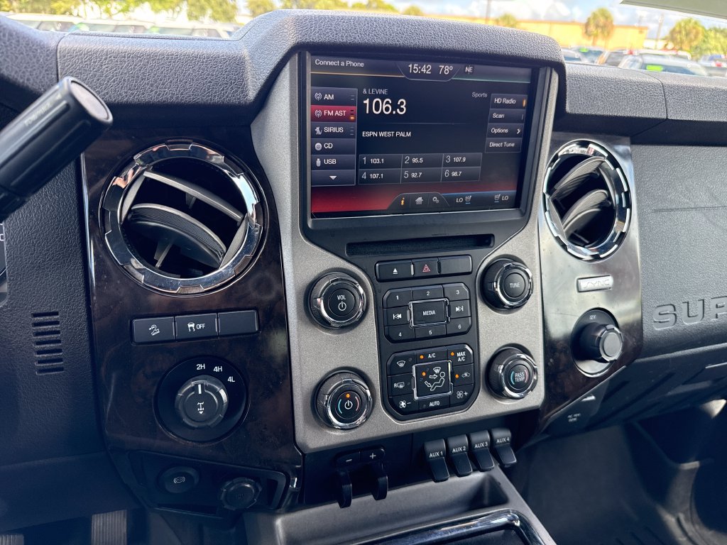 Used 2016 Ford F350 Platinum w/ FX4 Off-Road Package AWD/4WD image 20