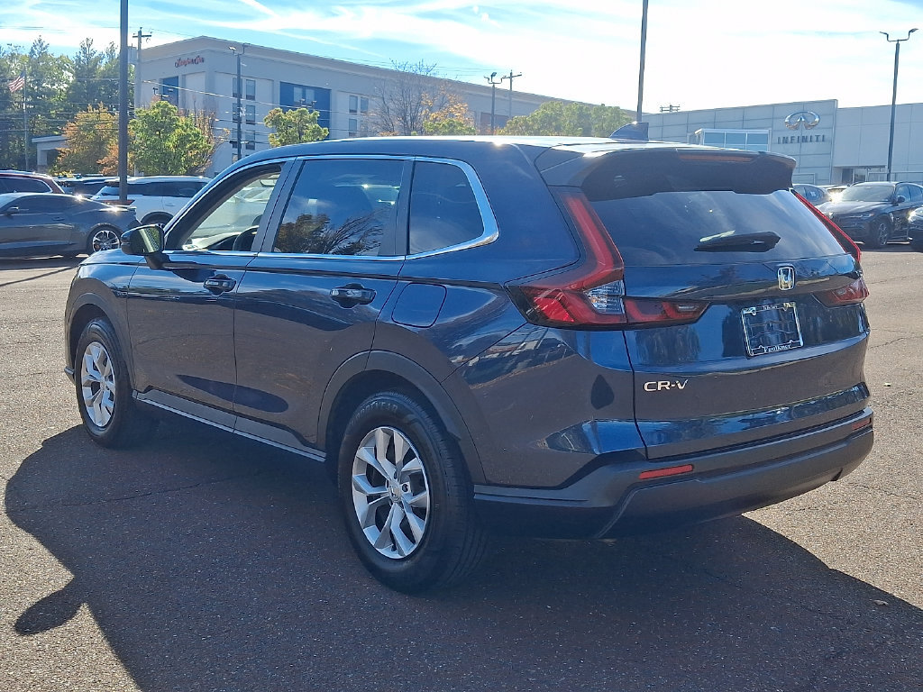 Used 2025 Honda CR-V LX image 4