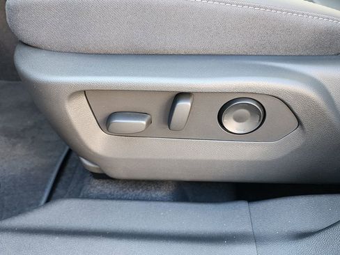 New 2026 Buick Envision Preferred image 18