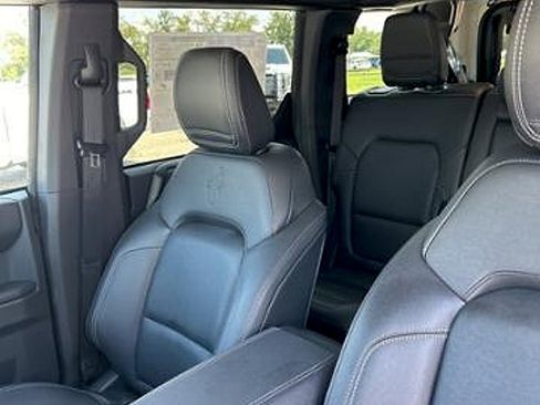 New 2025 Ford Bronco Badlands AWD/4WD image 23