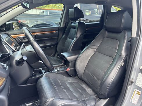 Used 2018 Honda CR-V Touring image 14