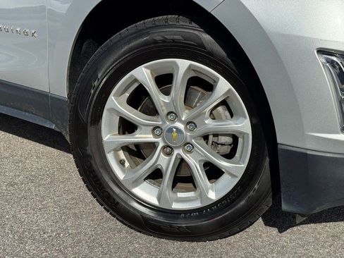 Used 2018 Chevrolet Equinox LT image 4