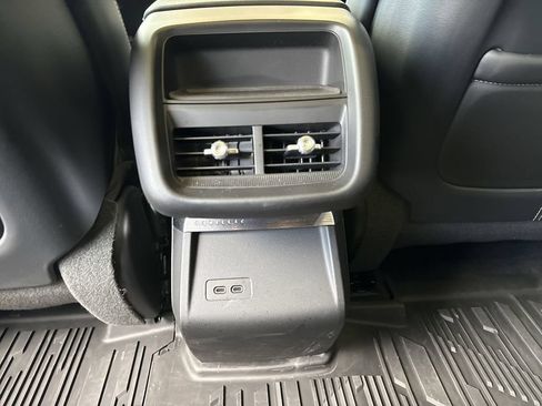 Certified 2024 Cadillac Lyriq Luxury AWD/4WD image 22
