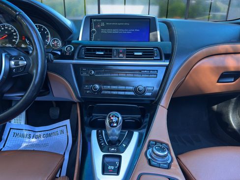Used 2013 BMW M6 Convertible image 15